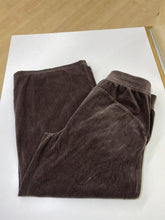 Load image into Gallery viewer, Lululemon soft corduroy cropped wide leg leggings 8
