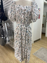 Load image into Gallery viewer, J Crew x Liberty floral dress L
