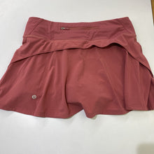 Load image into Gallery viewer, Lululemon pleat detail skort 6
