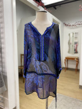 Load image into Gallery viewer, Desigual sheer top L
