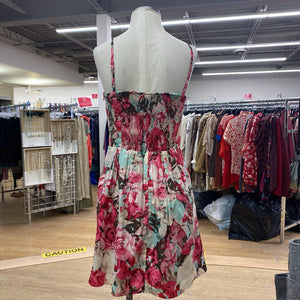 Jessica Simpson floral dress M