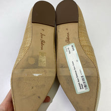 Load image into Gallery viewer, Sam Edelman raffia flats 7.5
