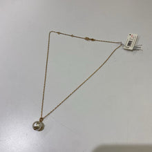 Load image into Gallery viewer, Tory Burch necklace w pearl pendant NWT
