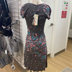 DEPT Dress M NWT