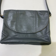 Load image into Gallery viewer, Armstrong &amp; Richardson vintage leather handbag
