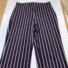 Load image into Gallery viewer, United Colours of Benetton striped pants 4
