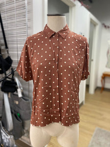 Uniqlo polka dot top XS