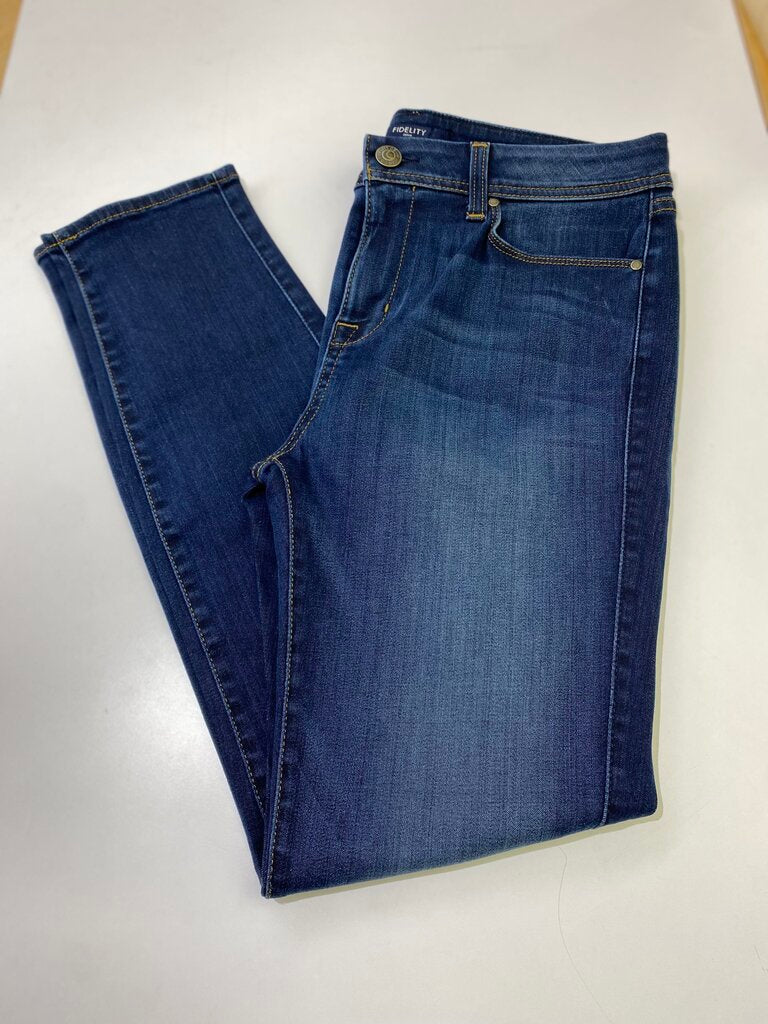 Fidelity Sola jeans NWT 32