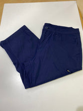 Load image into Gallery viewer, Eddie Bauer sporty capris 16
