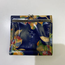 Load image into Gallery viewer, Patricia Nash floral wallet
