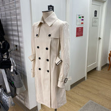 Load image into Gallery viewer, Club Monaco trench coat M
