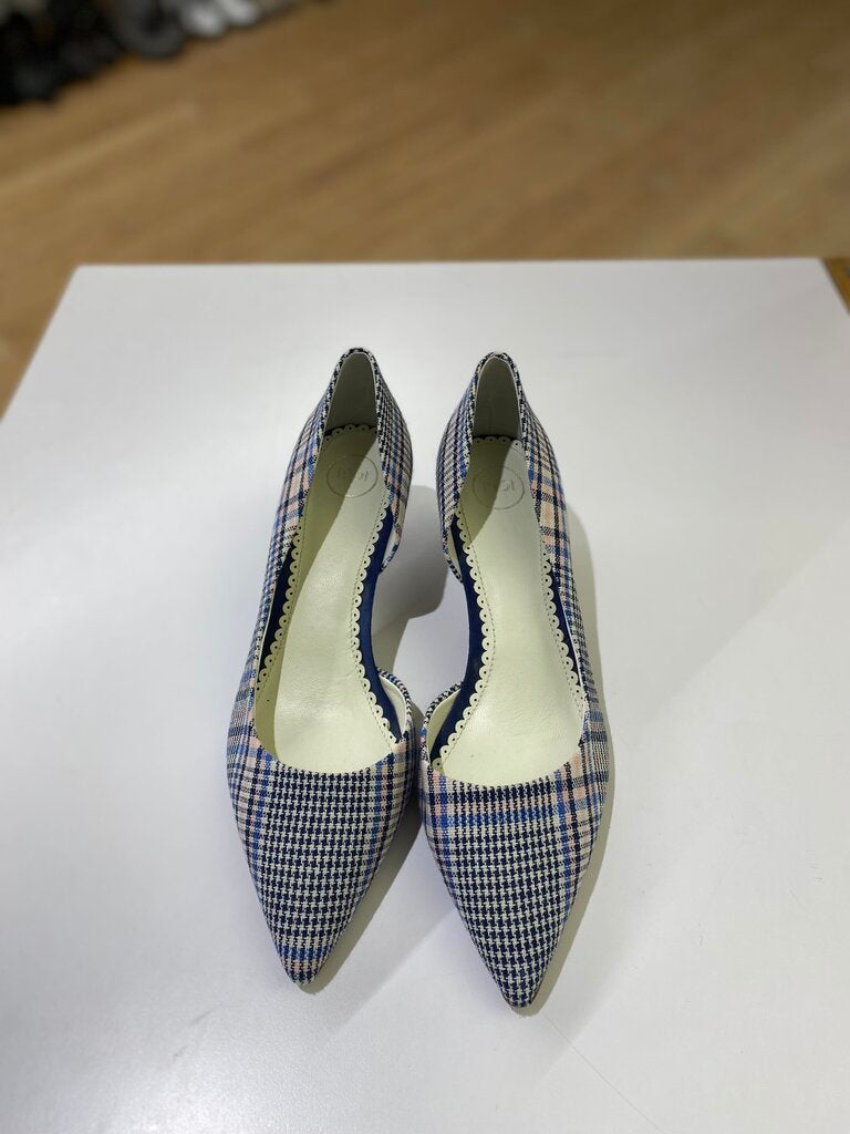 1901 plaid kitten heels 10