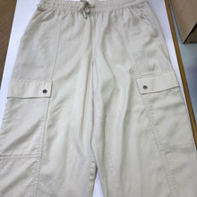 Load image into Gallery viewer, Athleta cargo style pants L
