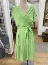 Load image into Gallery viewer, Smash + Tess wrap dress XL/2XL
