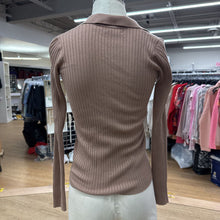 Load image into Gallery viewer, InWear knit ribbed top XS

