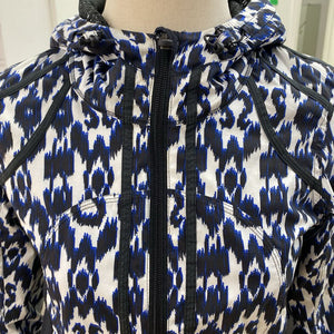 Lululemon jacket 4