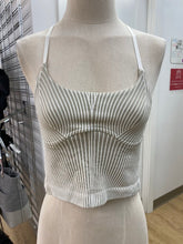 Load image into Gallery viewer, Lululemon Strappy Seamless Yoga Shelf Tank 6
