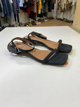Load image into Gallery viewer, Gabrielle Union April sandals NWT 8
