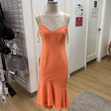 Load image into Gallery viewer, Maeve Evening dress 6 NWT
