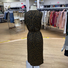 Load image into Gallery viewer, Banana Republic satiny dress S
