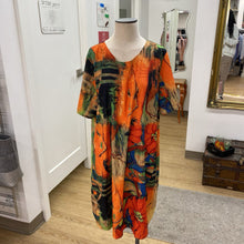Load image into Gallery viewer, Avena Printed Dress XXL NWT

