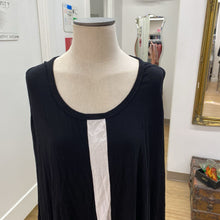 Load image into Gallery viewer, Karen Kane sleeveless top 2X
