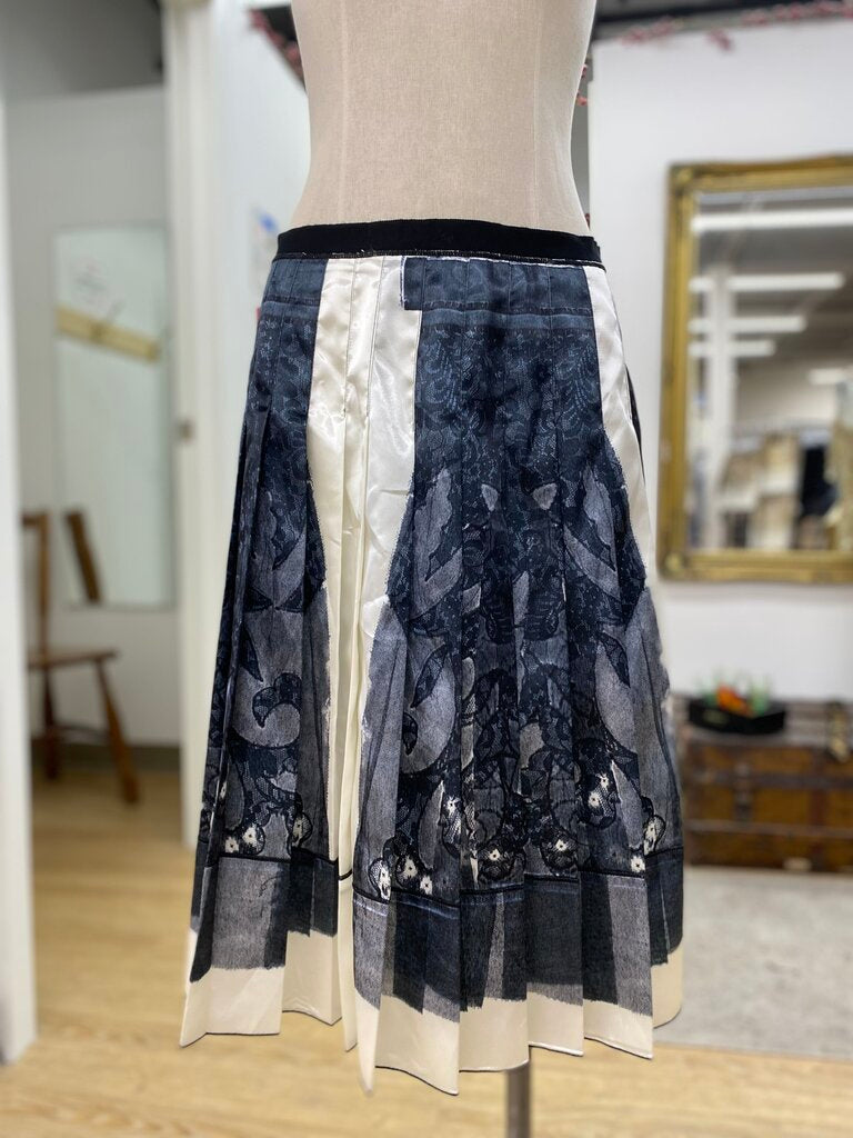 Marc Jacobs pleated skirt 4