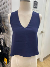 Load image into Gallery viewer, Club Monaco top NWT XS

