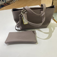 Load image into Gallery viewer, Roots crossbody bag
