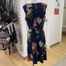 Load image into Gallery viewer, Tommy Hilfiger floral dress NWT 12
