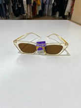 Load image into Gallery viewer, Bold sunglasses

