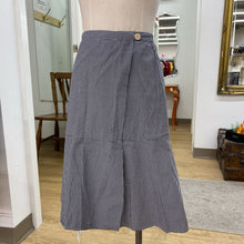 Load image into Gallery viewer, Babaton wrap skirt 0

