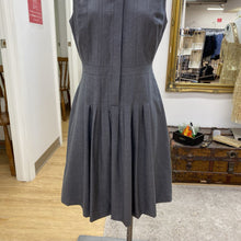 Load image into Gallery viewer, J Crew Pleated dress 6
