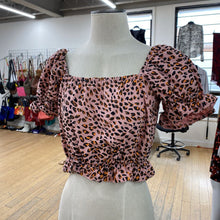 Load image into Gallery viewer, Thief&amp;Bandit animal print crop top M
