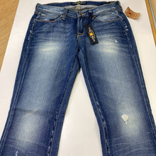 Load image into Gallery viewer, Lucky Brand Zoe bootcut jeans 6 NWT
