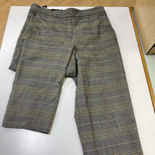 Load image into Gallery viewer, Wilfred polka dots pants M
