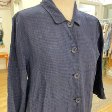 Load image into Gallery viewer, Eileen Fisher oversized linen top XXS
