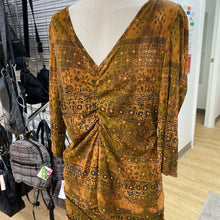 Load image into Gallery viewer, Tribal mesh top XL
