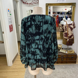 Ichi pleated/sheer top 38