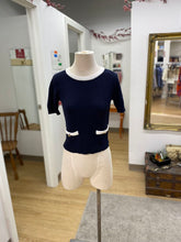Load image into Gallery viewer, Judith &amp; Charles light cotton sweater S
