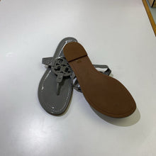 Load image into Gallery viewer, Tory Burch patent slides 10
