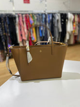 Load image into Gallery viewer, Tory Burch Saffiano leather handbag NWT
