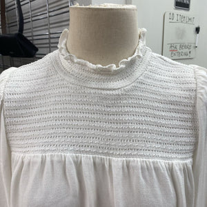 Wilfred smocked top M