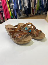 Load image into Gallery viewer, Sketchers Cali platform sandals NWT 7
