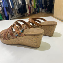 Load image into Gallery viewer, Sketchers Cali platform sandals NWT 7
