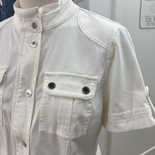 Load image into Gallery viewer, White House Black Market short sleeve jacket NWT 10p
