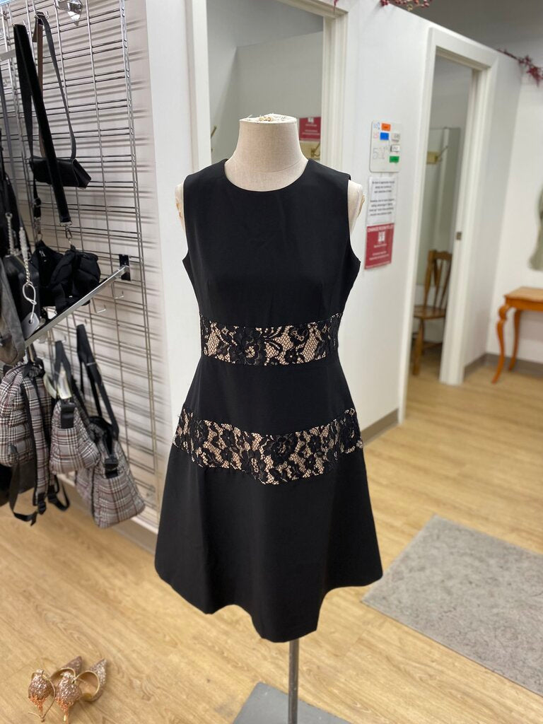 DKNY lace detail dress NWT 6