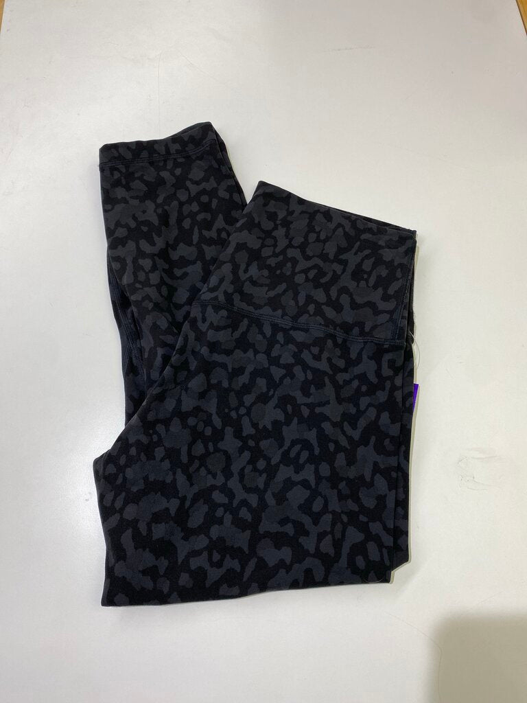 Lululemon leggings 10