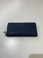 Load image into Gallery viewer, Michael Kors full zip wallet
