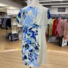 Load image into Gallery viewer, Lauren Ralph Lauren floral dress 16

